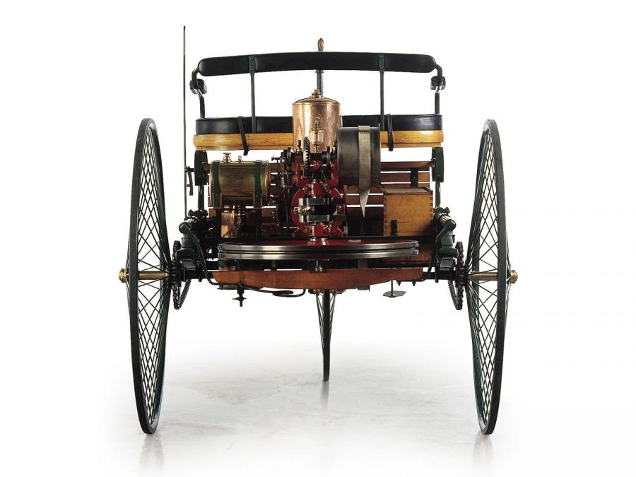  Benz Patent Motorwagen Typ I 1885 года  (фото 14 из 25)